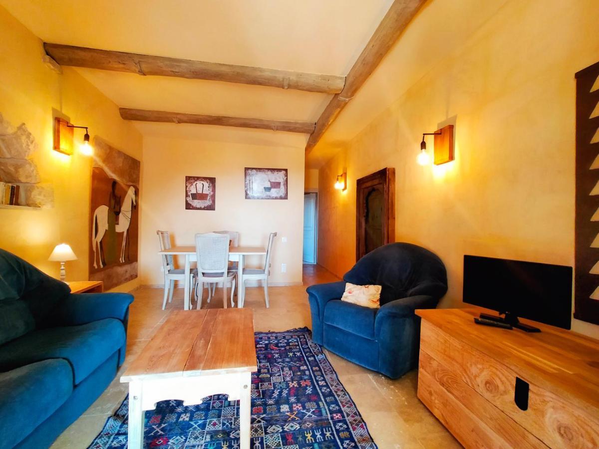 Mas Des Broussonnetiers Appartement Barjac  Buitenkant foto