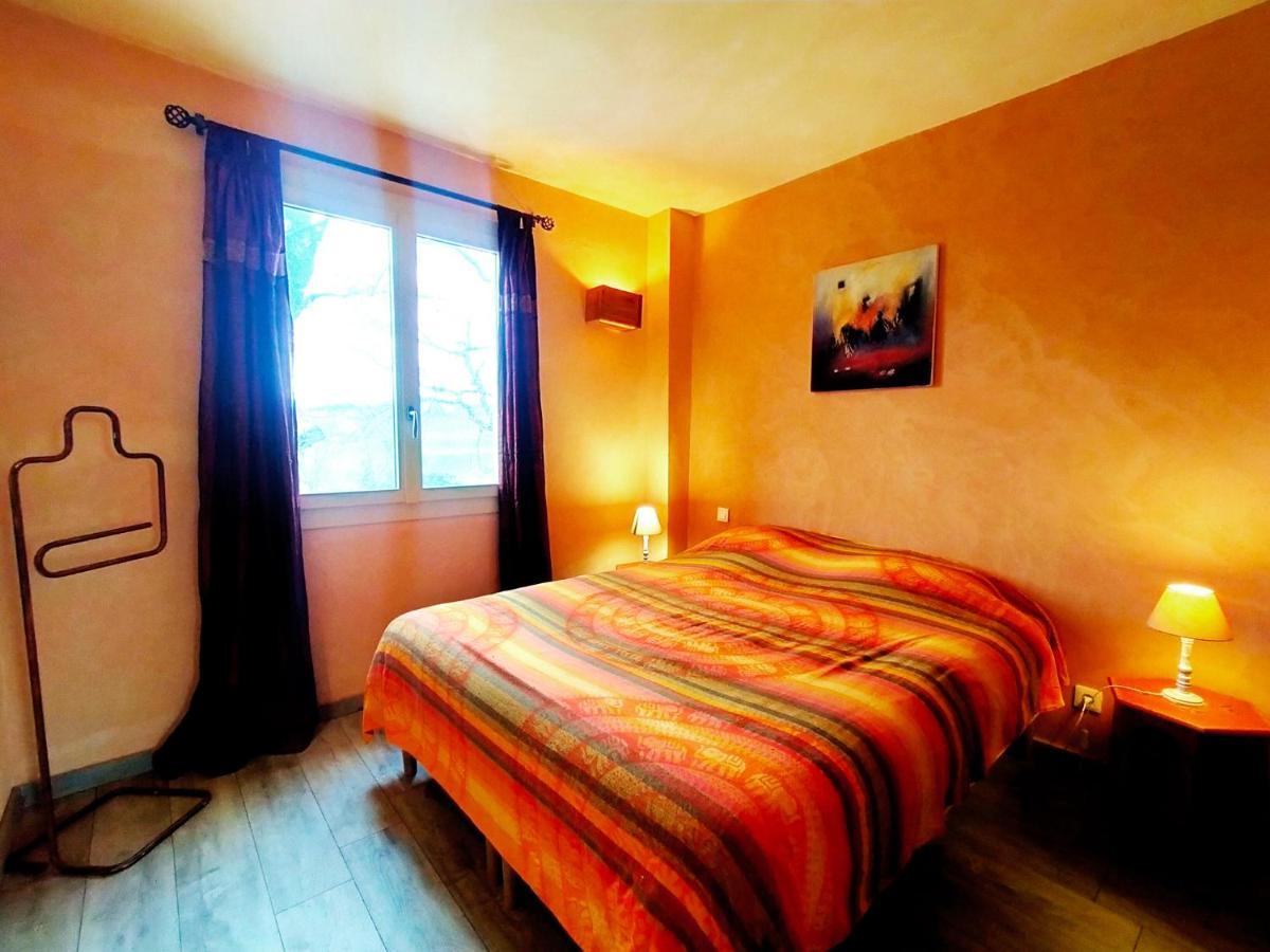 Mas Des Broussonnetiers Appartement Barjac  Buitenkant foto